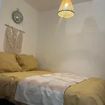 Apartment Le Petit , Jolie Maisonnette Terrasse Netflix Parking Prive Jeux De Societe